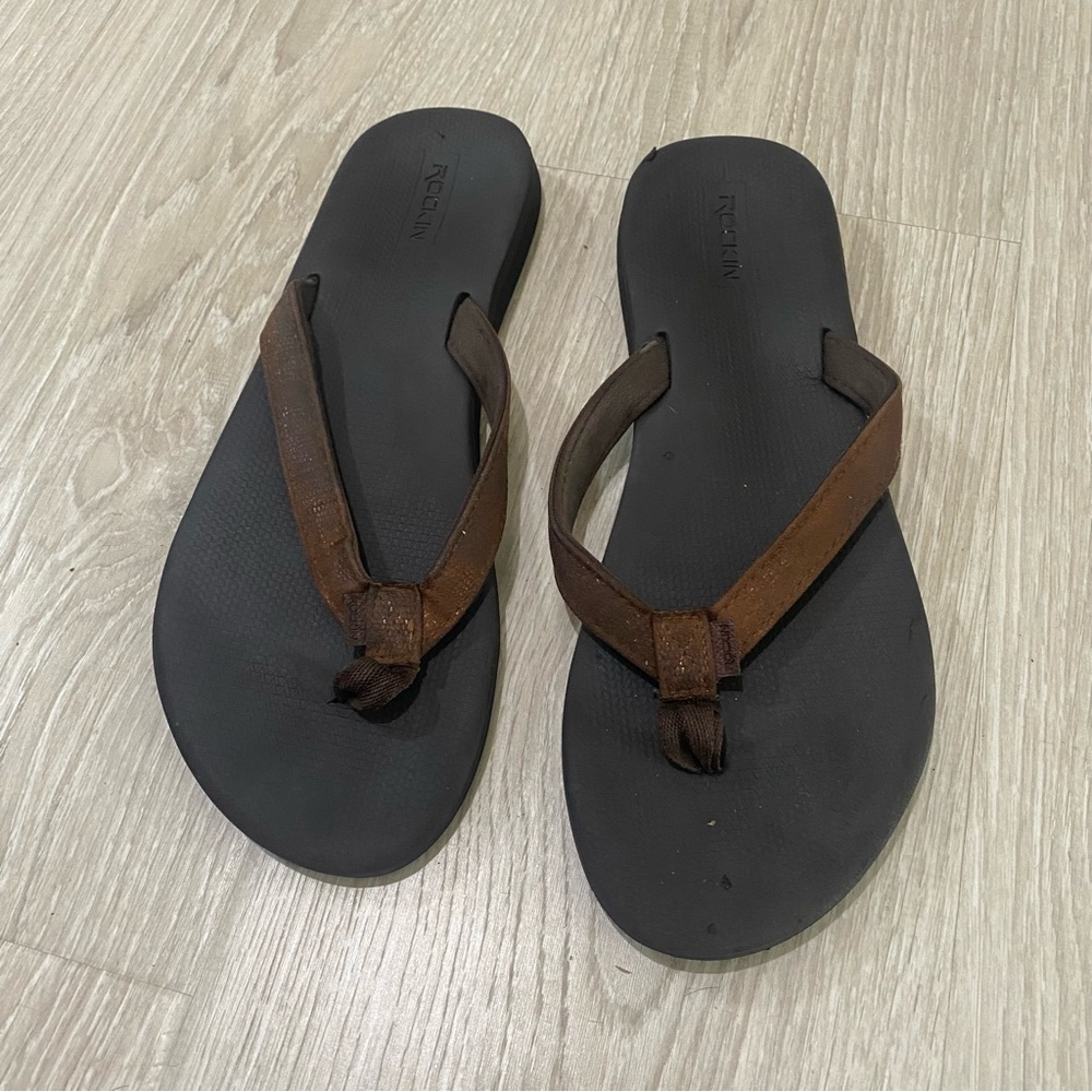 Flip flops